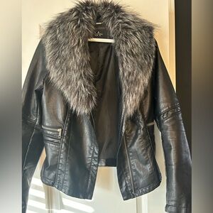 Black short faux leather jacket